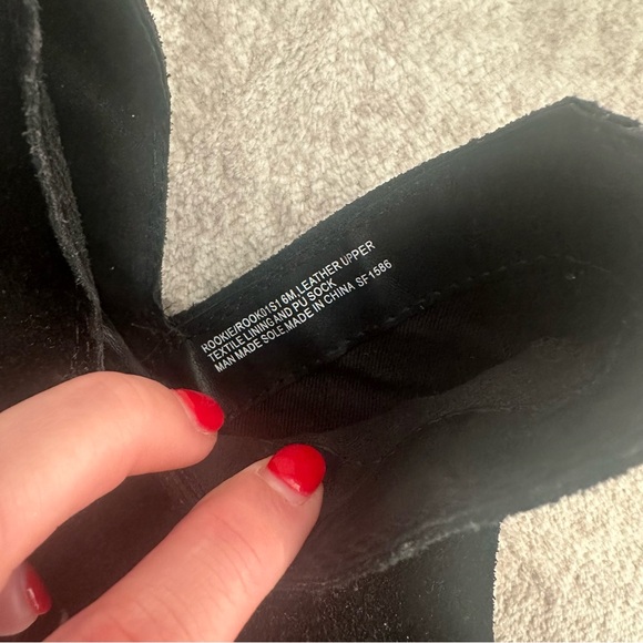 Steve Madden Women Rookie Bootie Black Suede Pull On Size 6 - Picture 3 of 11